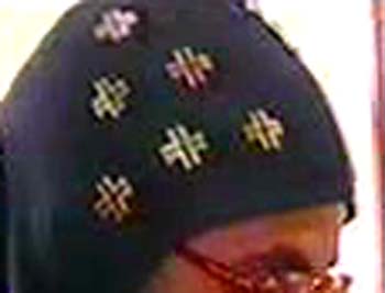 9.ábra: stauros a kopt sapkán.